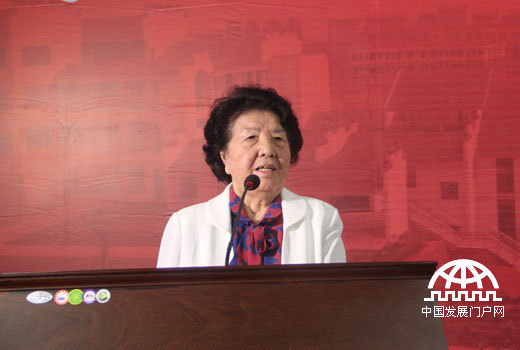 2014年6月7日，由中华少年儿童慈善救助基金会发起建设的共青儿童村正式建成启用，江西省原省委书记万绍芬讲话。中国网/中国发展门户网 魏博 摄