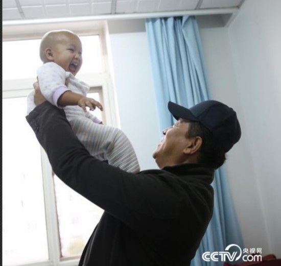 19天，这个2岁弃婴的一生从此被改变……
